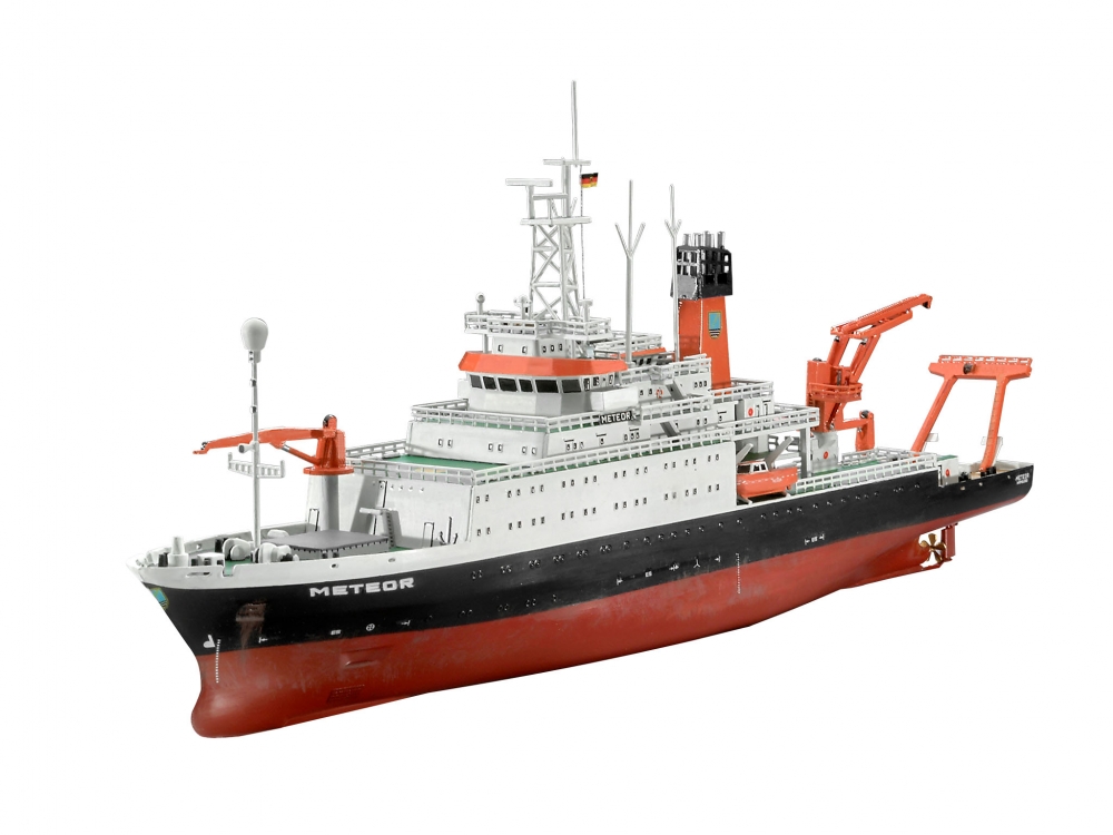 Assembled model, Revell, German research vessel Meteor, 181 parts