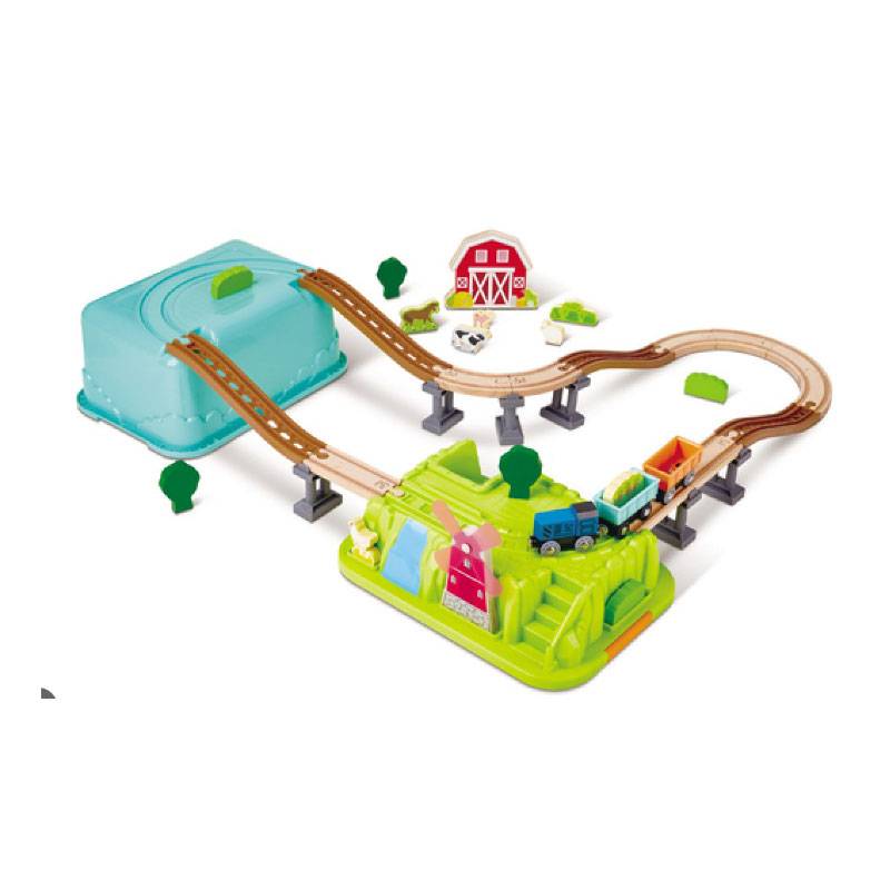 Children′s play set, Hape, Farm train, 40 pieces