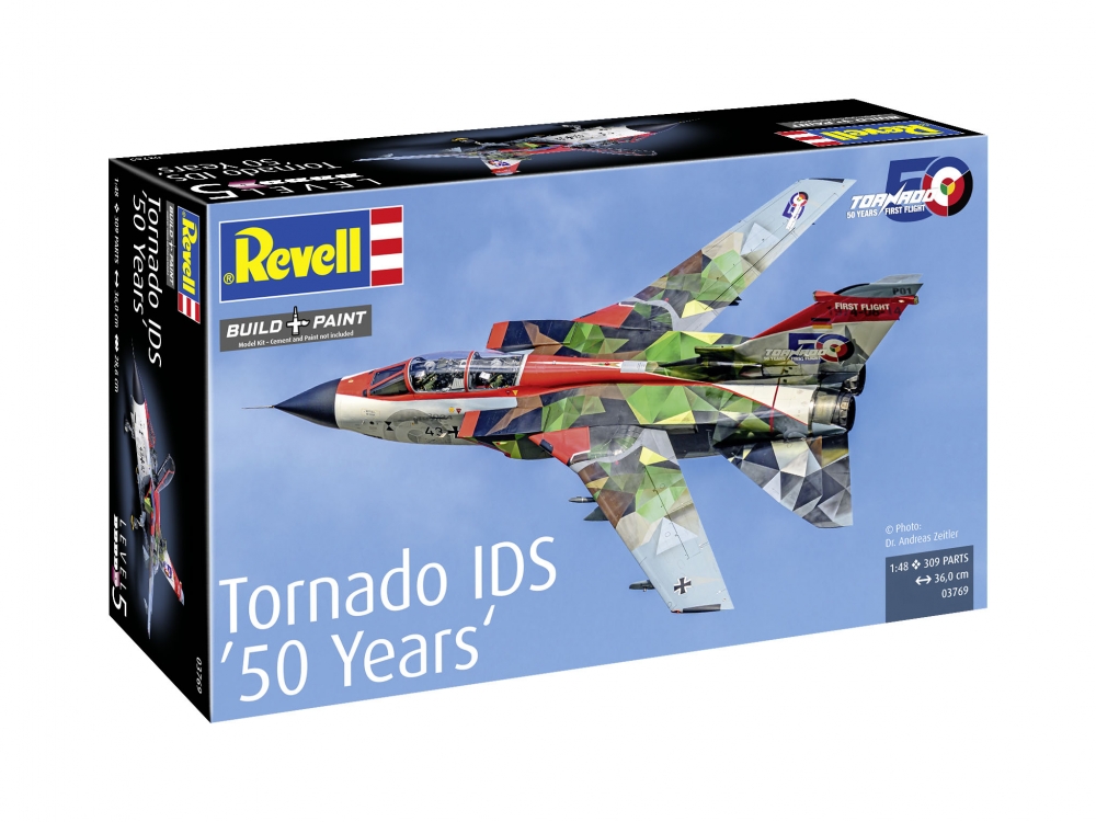 Machetă de asamblare, Revell, Panavia Tornado IDS Fighter, aniversarea a 50 de ani, 309 piese
