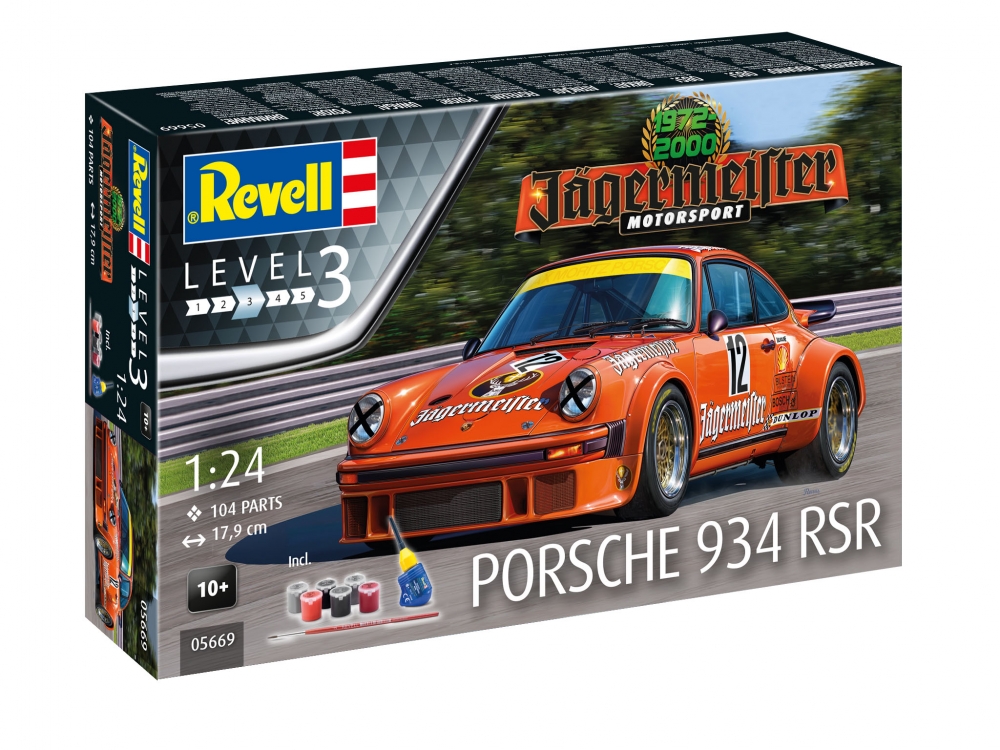 Automodel de construit Revell Jagermeister 104 piese